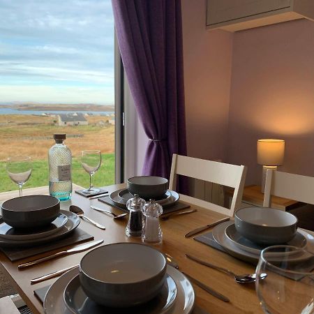 Hebridean Holiday Cabins Breasclete ภายนอก รูปภาพ