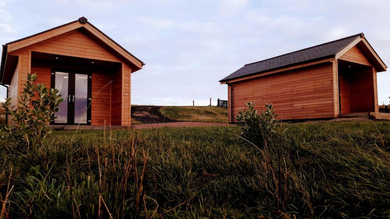 Hebridean Holiday Cabins Breasclete ภายนอก รูปภาพ