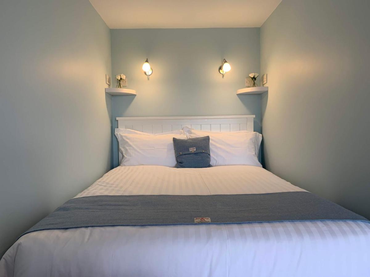 Hebridean Holiday Cabins Breasclete ภายนอก รูปภาพ